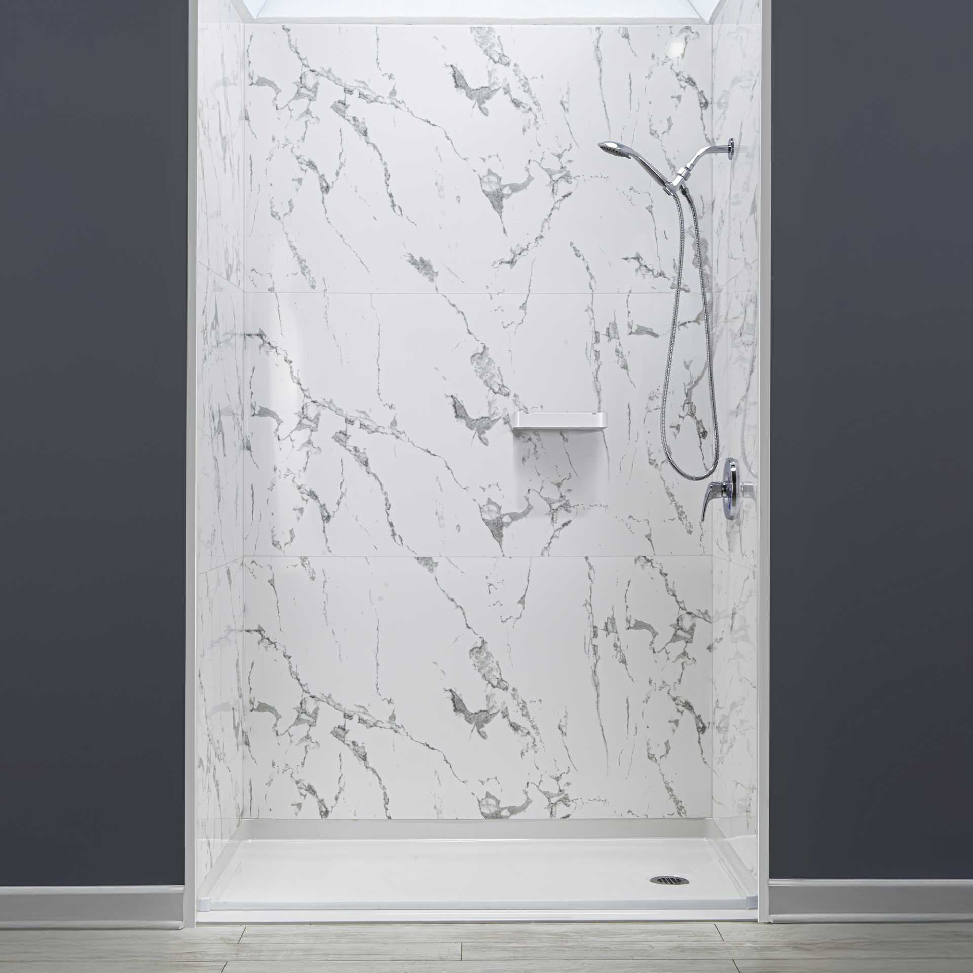 50% de descuento en el revestimiento acrílico de pared de ducha de 9 piezas de 91,4 cm x 152,4 cm x 243,8 cm - Acrylic Shower Wall Surround 9 Piece shelf |